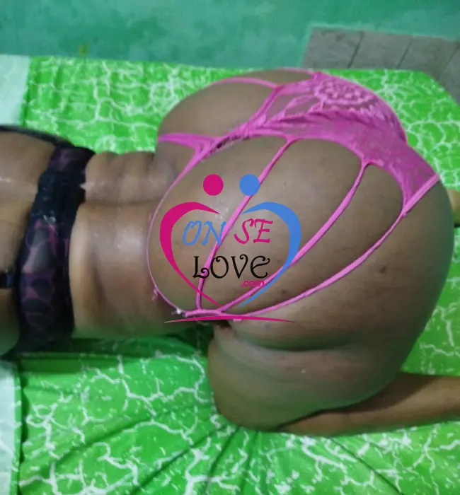 Fille disponible pour vos désire sexuel 4 Fille disponible pour vos désire sexuel 4