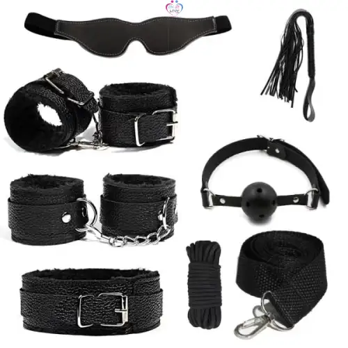 8 pcs/set En Cuir Bondage Kit Sadomasochiste pour Adulte - Annonce sur OnSeLove