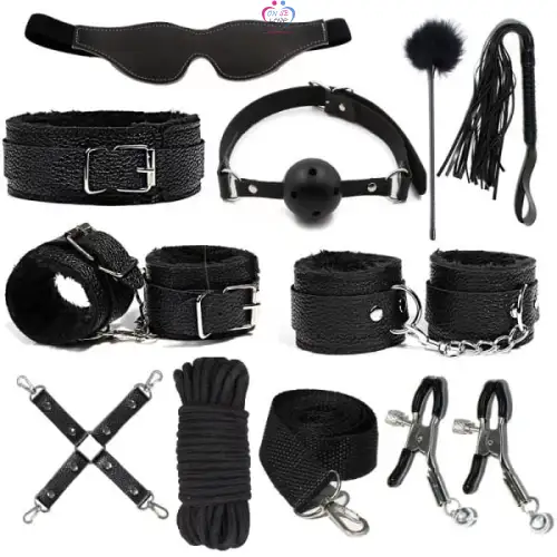 11 pcs/set En Cuir Bondage Kit Sadomasochiste pour Adulte - Annonce sur OnSeLove